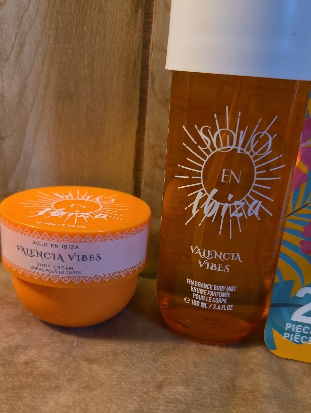 Empty Solo Ibiza Valencia Vibes Lip Balm & Body Oil Set - Orange - Picture 2 of 4